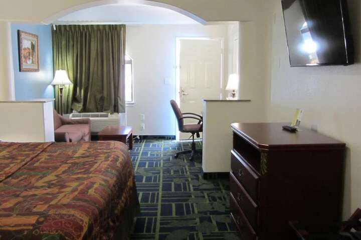 Room 20 of 24