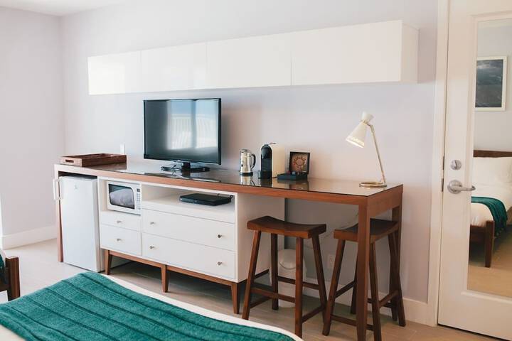 Room 28 of 45