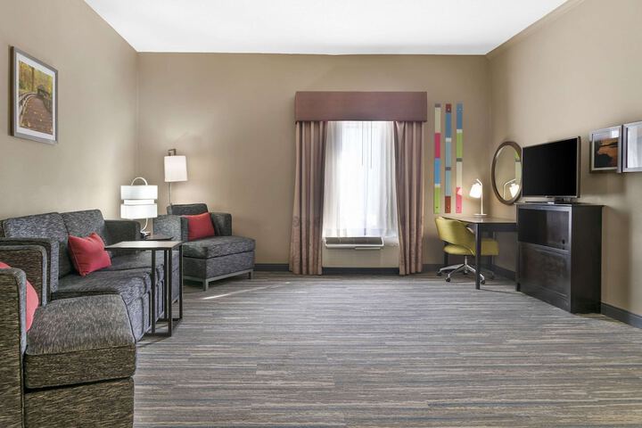 Comfort Inn & Suites Toledo North