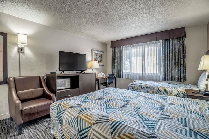 Room 42 of 86