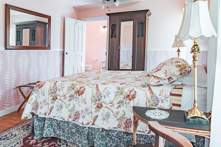 Room 18 of 51