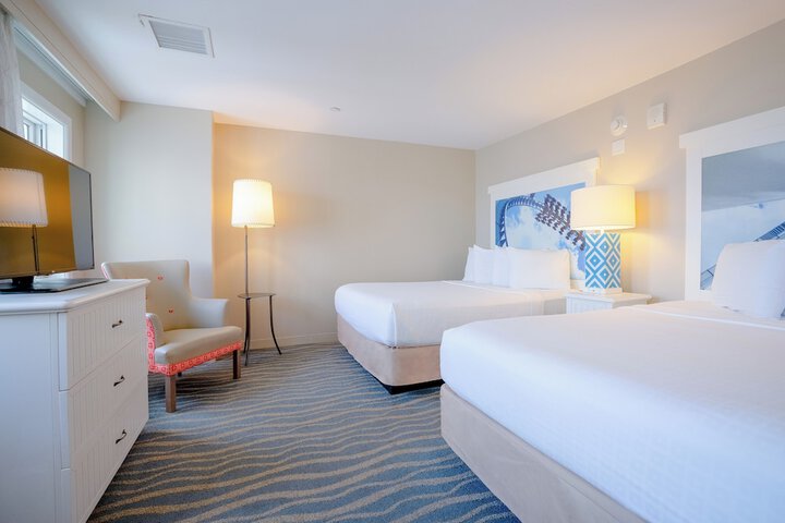Cedar Points Hotel Breakers