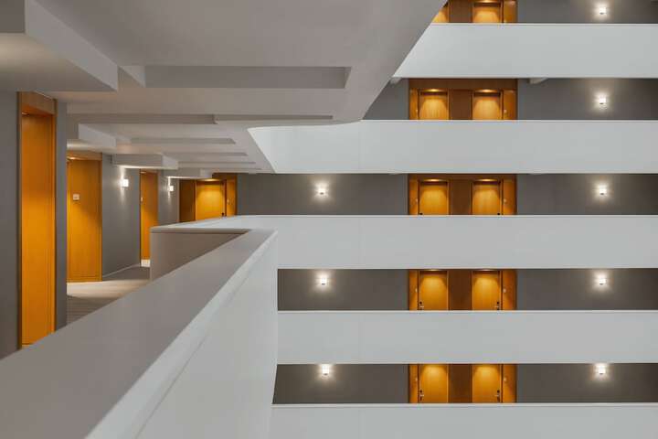 Ballroom/Hall 95 of 103