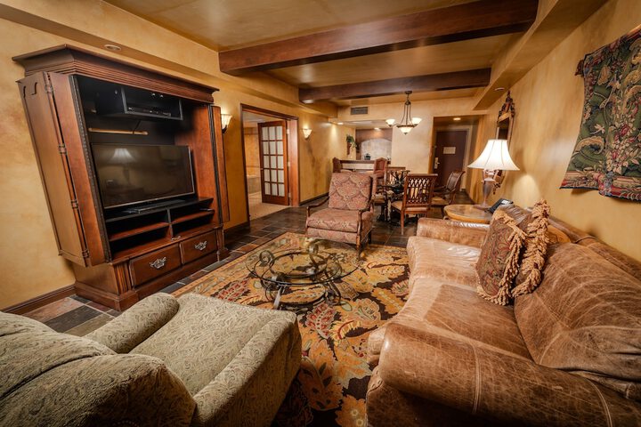 Chateau on the Lake Resort Spa and Convention Center