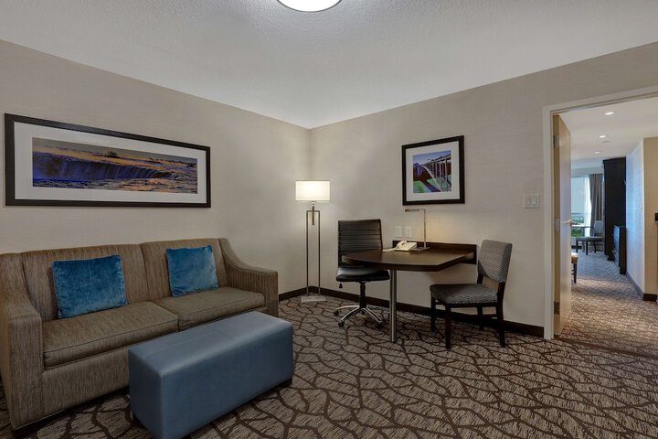 Room 43 of 106