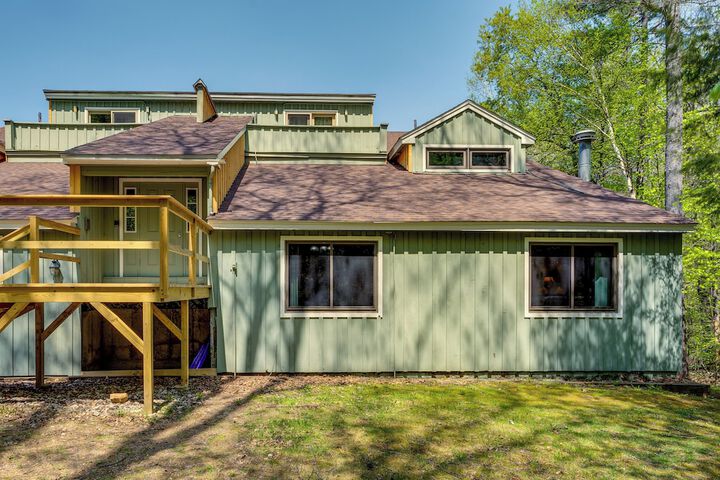 Bartlett Townhome w / Balcony: 1 Mi to Ski Resort!