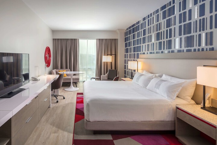 Room 44 of 92