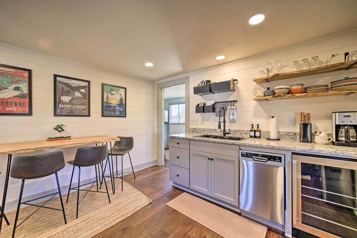 Updated Brevard Home - Close to Downtown!