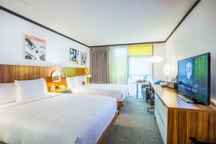 Room 36 of 65