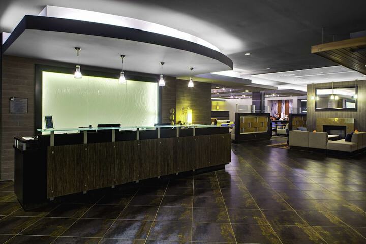 Hotel Interior 10 of 28