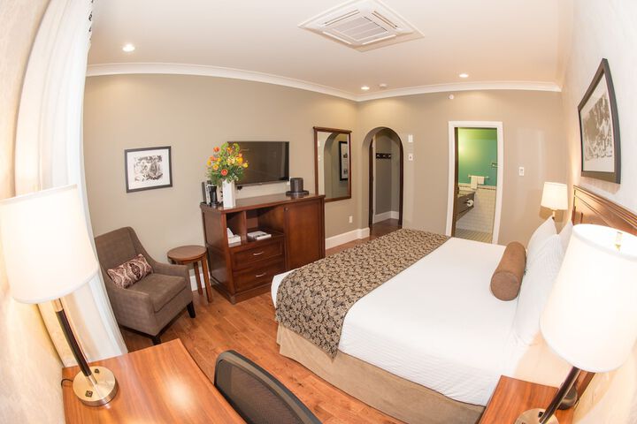 Hume Hotel & Spa
