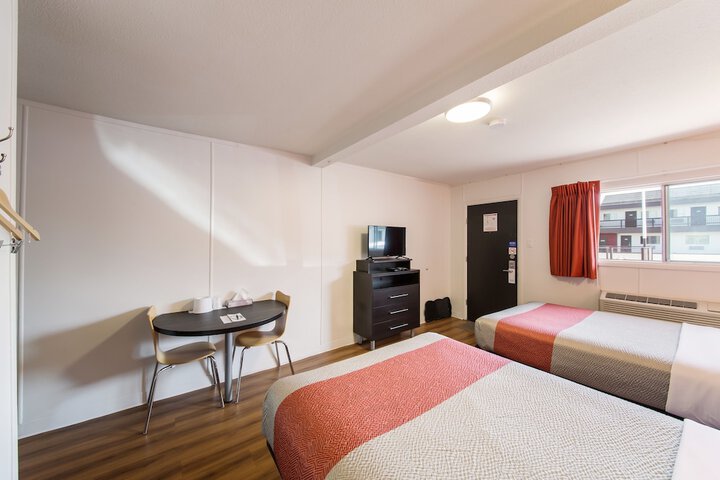 Motel 6 Cranbrook BC