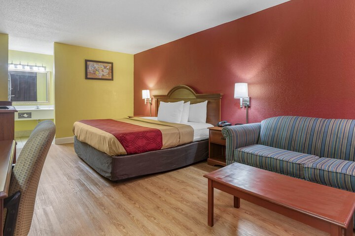 Room 20 of 53