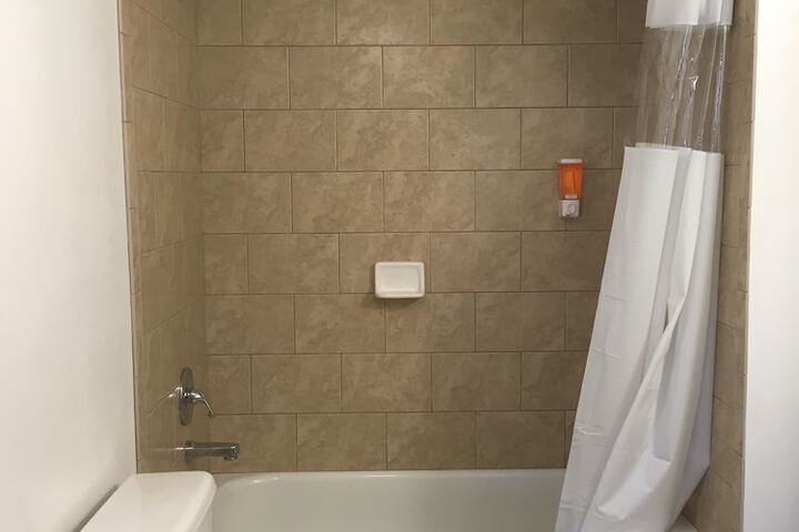 Room 10 of 46