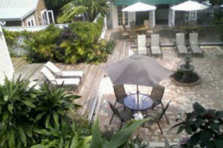 Hotel Exterior 103 of 112