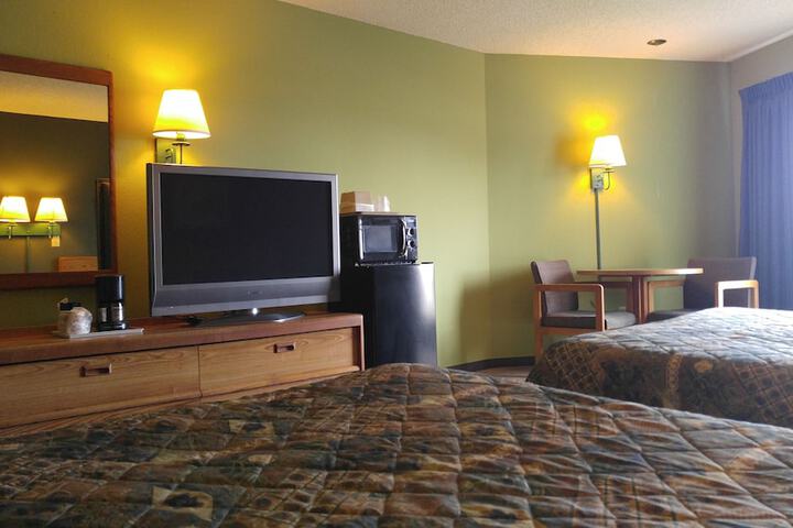 Harbor Lights Lodge