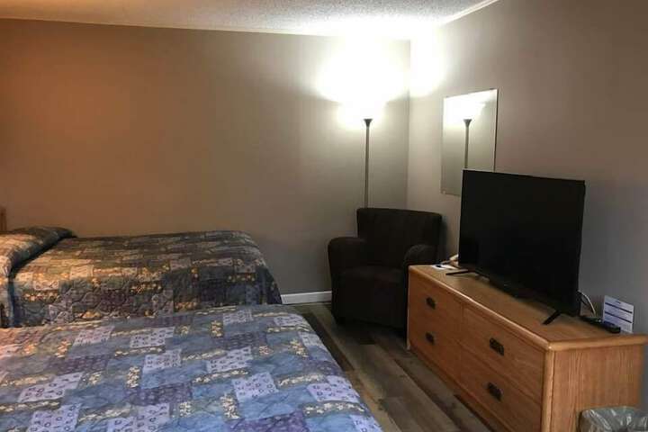 Coastal Inn Kingfisher