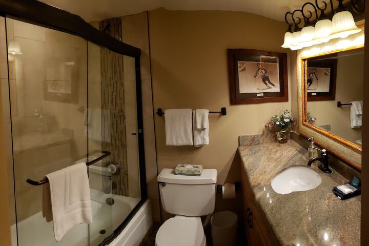Room 70 of 89