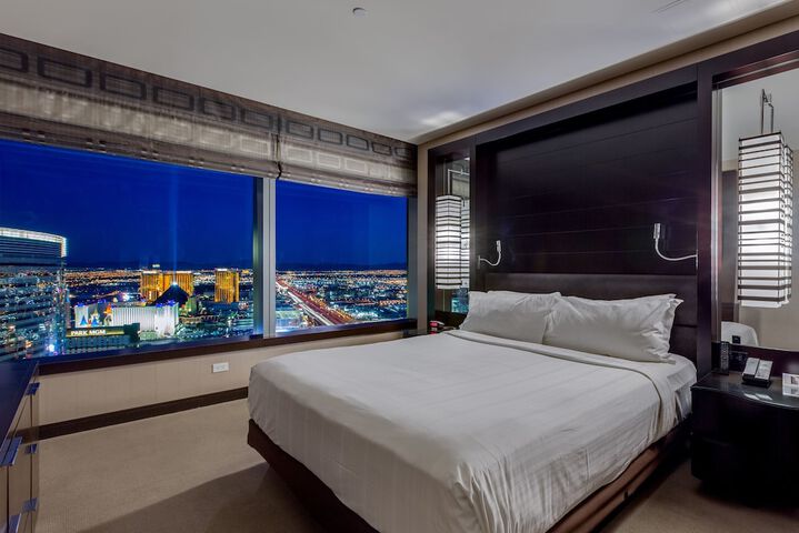 Room 30 of 122