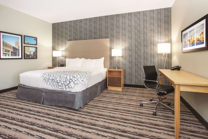 Room 41 of 49