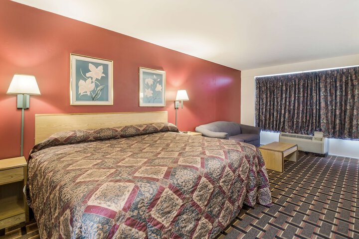 Room 26 of 27