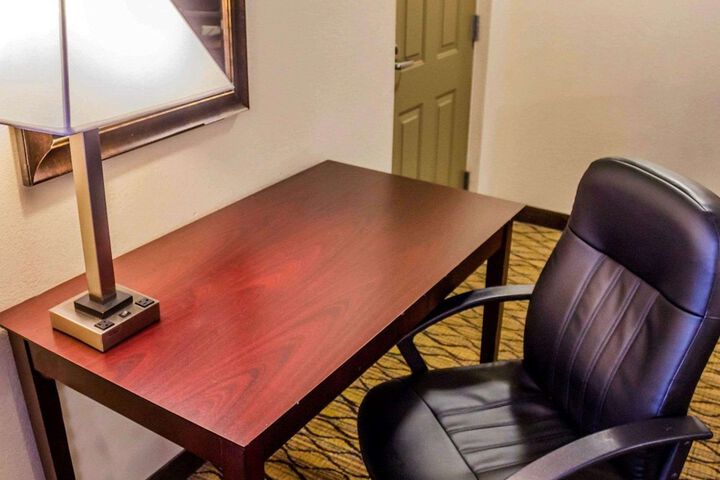 Room 12 of 32
