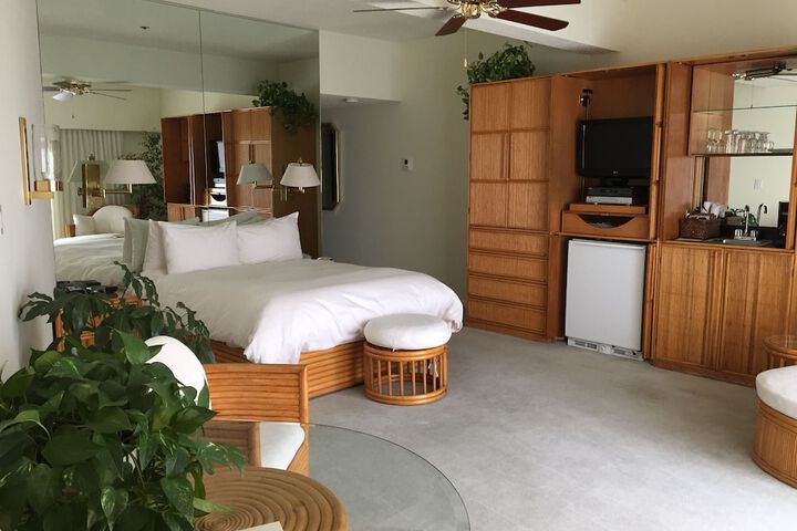 Room 55 of 76