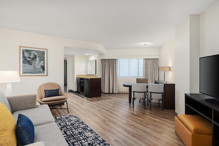 Embassy Suites by Hilton Seattle Tacoma International Airport