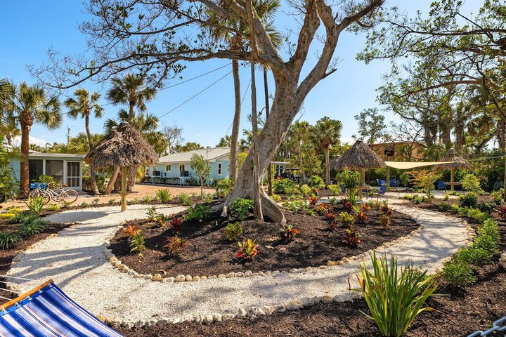 Driftwood Inn