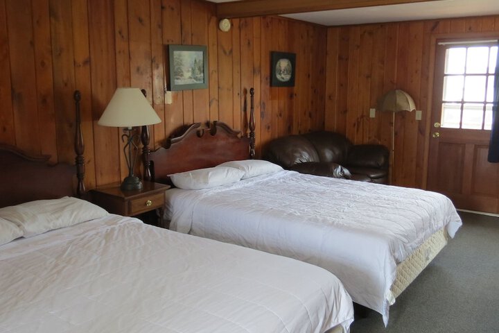 Room 12 of 17