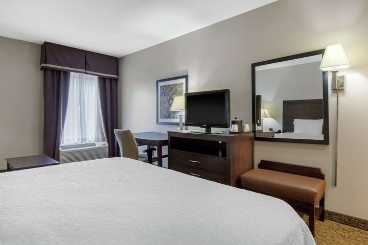 Room 12 of 50