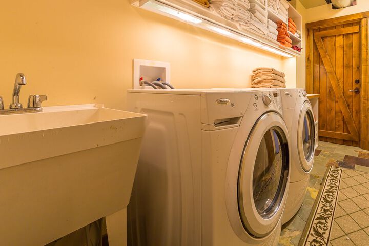Laundry 98 of 137
