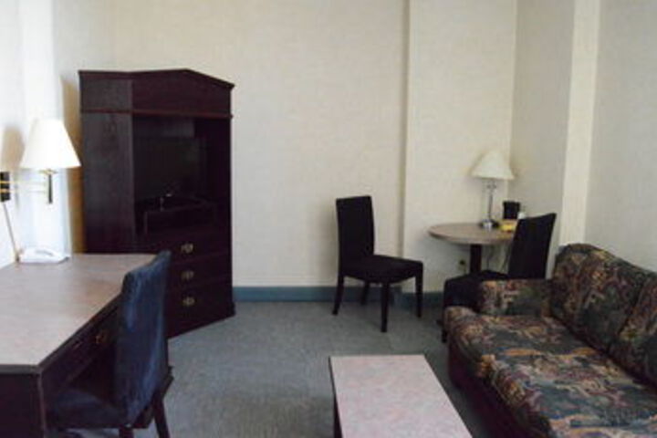 Travelodge by Wyndham Conference Centre & Suites Whitecourt