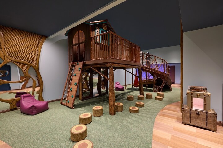 Childrens Activities 126 of 132