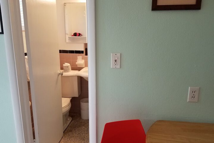 Room 79 of 218