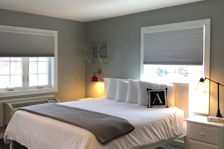 Room 34 of 51