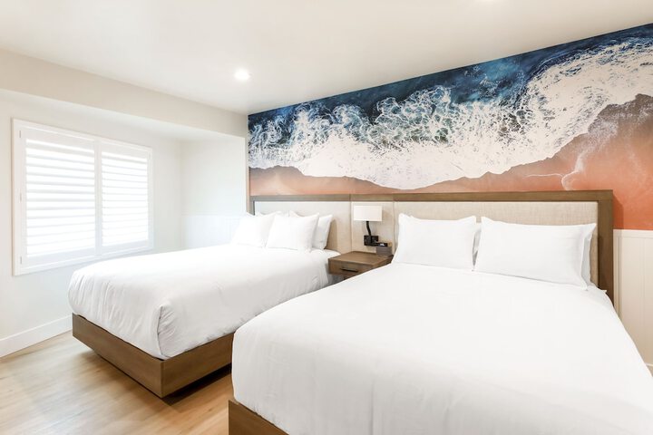 Del Mar Beach Hotel