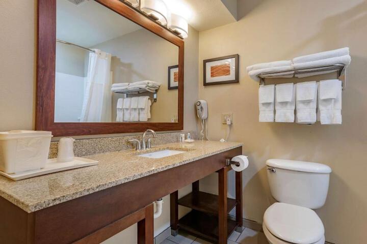 Comfort Inn