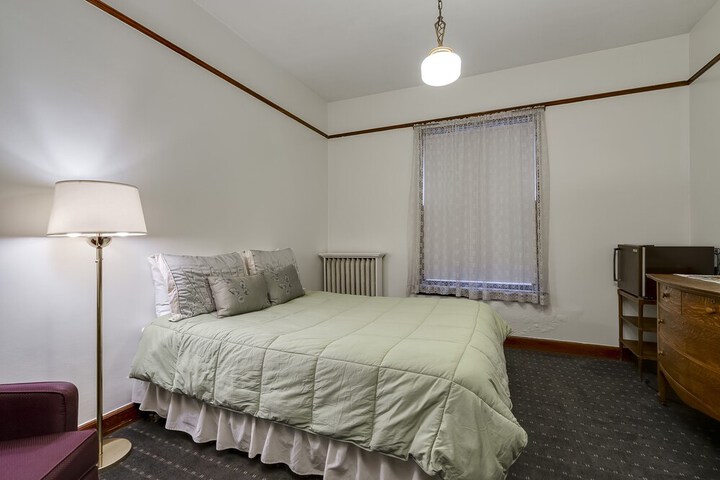 Ryan Hotel