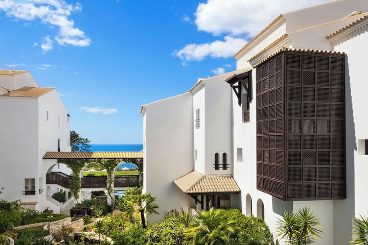 Pine Cliffs Ocean Suites a Luxury Collection Resort & Spa
