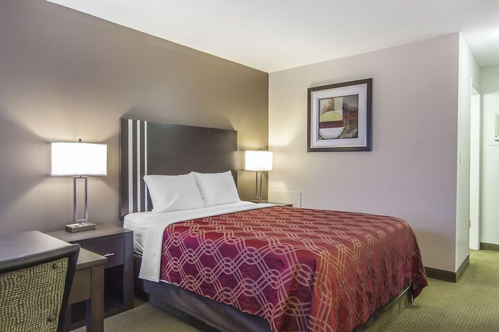 Room 42 of 62