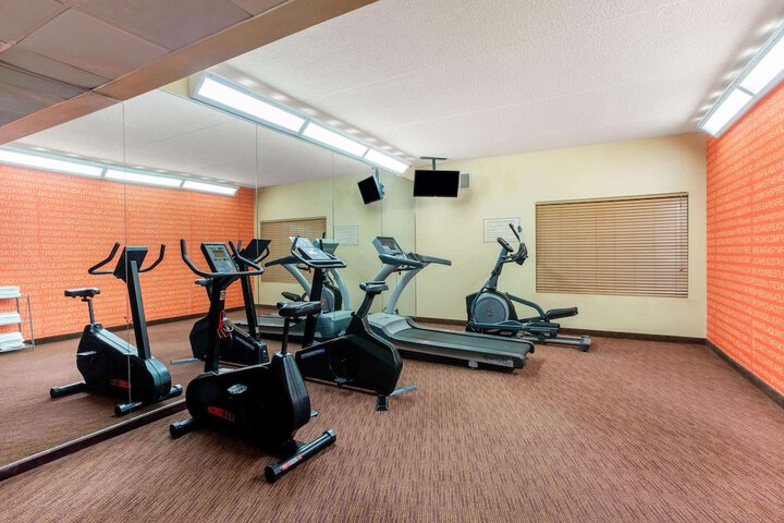 Health and Fitness 40 of 44