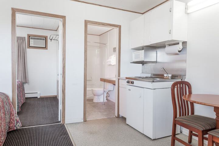 Room 32 of 41