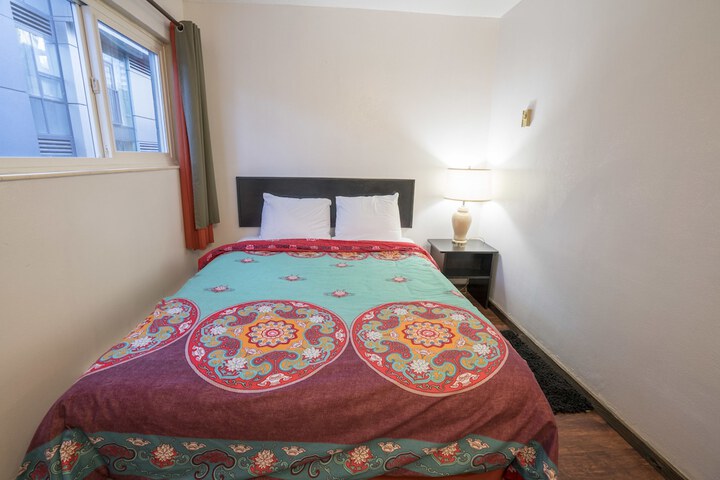 Room 27 of 52