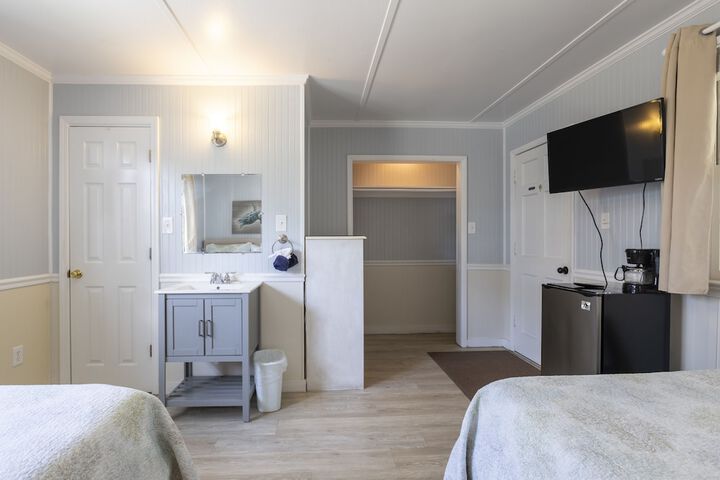 Room 250 of 309