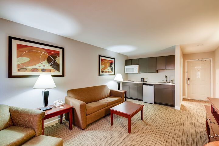 Room 29 of 65