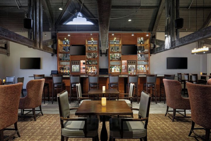 Sheraton Westport Chalet Hotel St. Louis