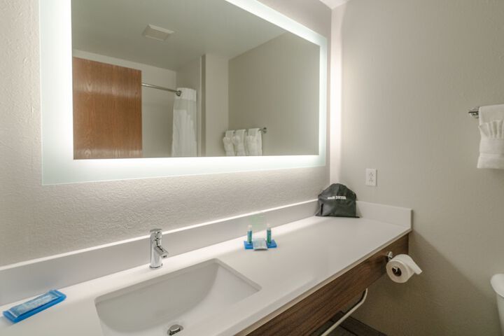 Holiday Inn Express Hotel & Suites ELKINS by IHG