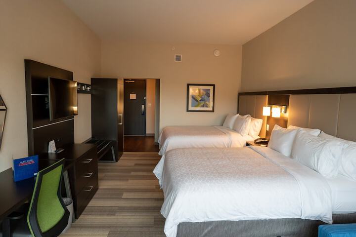 Room 26 of 48