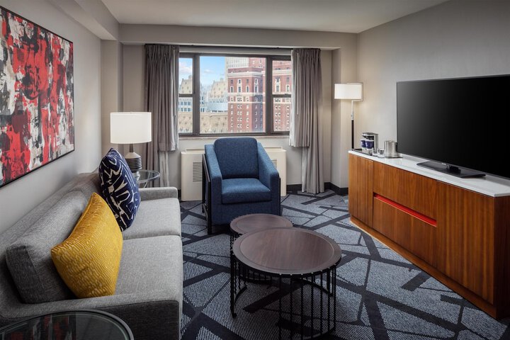 DoubleTree by Hilton Hotel & Suites Pittsburgh Downtown